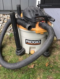 RIGID 12 Gallon Wet/Dry Vac