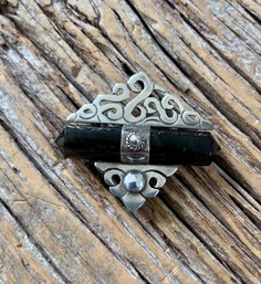 Sterling Silver And Black Agate Brooch