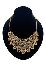 Metal Gold Tone Lace Necklace