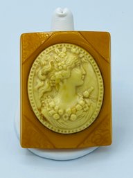 Amazing Vintage Carved Cameo 3D Bakelite Pin Brooch