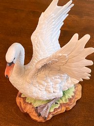 MUTE SWAN ANDREA  #9343 Collectible