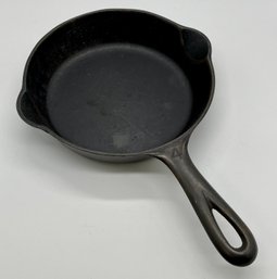 Griswold - Cast Iron 4 - 702 Skillet From Erie PA