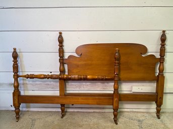 1930 Charak Furniture Company Solid Maple Queen Bed With Rails