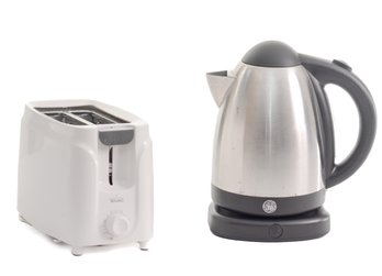 RIVAL TOASTER & GE ELECTRIC HOT WATER TEA POT