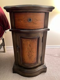 Stein World Pair Of Matching End Tables, SWEET Pair, Should Fit Anywhere!