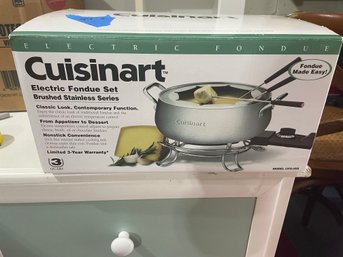 Cuisinart Electric Fondue Set, New In Box