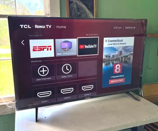 Like New TCL 55' Class 4-SERIES 4K UHD HDR ROKU Smart TV With Original Box