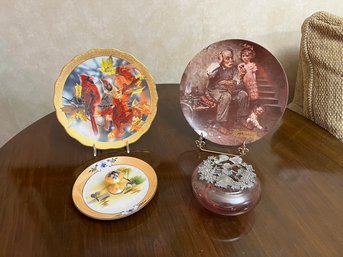Collector Plates & Lidded Glass Box