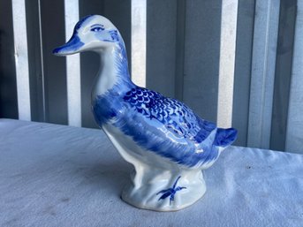 Delft Style Ceramic Duck ???'