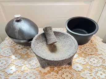 2 Quart STAUB From France, Cast Iron Mussel Pot With Shell Pot, Mortar And Pestle,