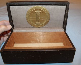 Vintage 'Thompson Trophy' Cigarette Box & More
