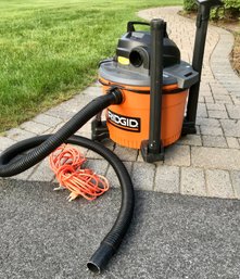 RIGID 9 Gal Wet Dry Vac