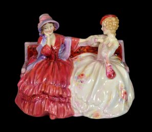 Vintage Royal Doulton  Figurine THE GOSSIPS HN 2025