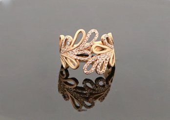 Fashionable Ladies Diamond Ring