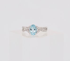 14K White Gold Oval Aquamarine Diamond Ring