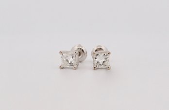 **CERTIFIED** 1 Carat Princess Cut Diamond Stud Earrings