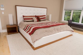 Modrest Beth Modern Leatherette Platform King Size Bed- Walnut And White Retail $2,169