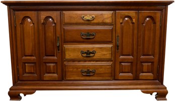 Vintage Thomasville Buffet With Four Drawers And Two Cabinets