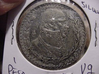 1960   10 Percent Silver  Mexico Peso - VG