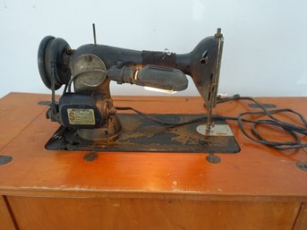 Antique Singer Sewing Machine On Desk, Made In Elizabethport, NJ