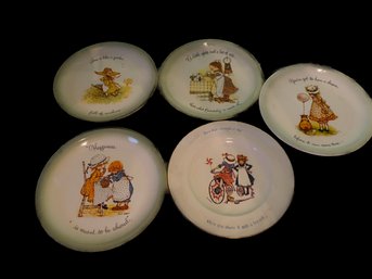 A Set Of 5 Holly Hobbie Plates.