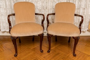 Pair Of Thomasville Queen Anne Style Mahogany Shell Carved Arm Chairs