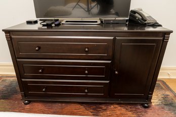 Bellini Jessica Italian Espresso Three Drawer Dresser And Cabinet (RETAIL $712)