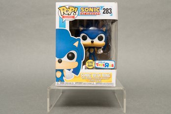 Funko Pop! 'Sonic The Hedgehog With Ring - Glow In The Dark' 283 Figurine