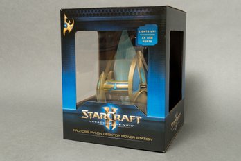 Official Starcraft II Protoss Pylon Desktop Power Station USB Light