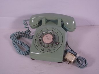 Vintage Bell System Western Electric Turquoise Rotary Table Phone