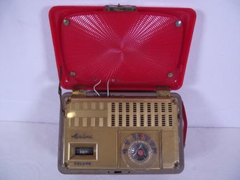 Vintage Red Airline AM/FM Tube Radio
