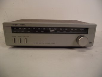 Realistic TM-150 AM/FM Stereo Tuner