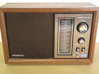 Panasonic Radio AM/FM Model RE-6518