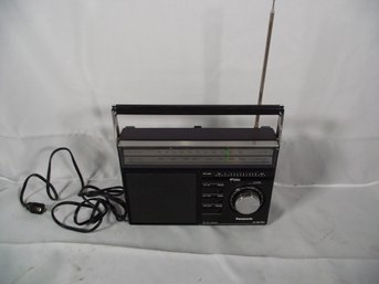Panasonic AM-FM Radio Model RF569