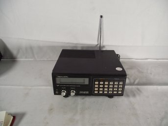 Realistic 200 Channel Pro 2002 Scanning Receiver Model 20-127
