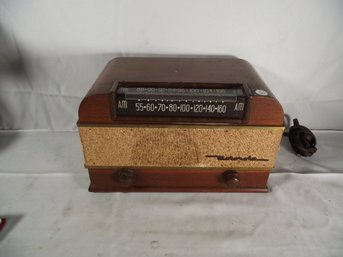 Motorola Model 77xm Radio