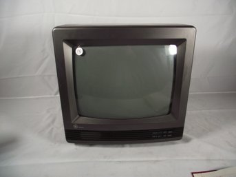 General Electric 13in Color Screen TV Model 13GP235