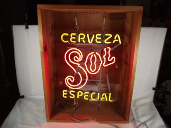 Vintage Cerveza Sol Especial Neon Light