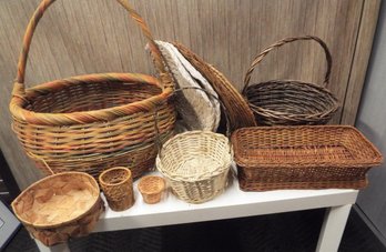 Various Basket & Placemat Lot