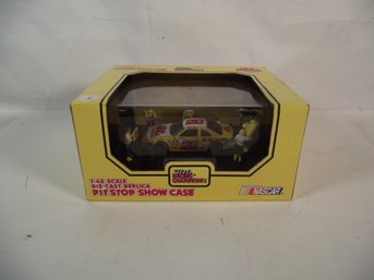 Ernie Irvan #28 Mac Tools Racing Diecast Replica Pit Stop Showcase In Package