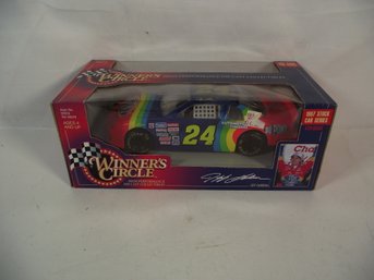 Jeff Gordon Dupont #24 Winners Circle 1:24 Scale Diecast Race Car NIB