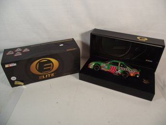 Bobby Labonte Interstate Batteries #18 Nascar Elite 1:24 Scale Diecast Grand Prix Race Car