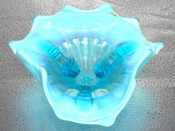 G98 Early Blue Opalescent 3 Fluted Leg Dish