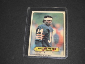 1983 Topps HOFer Walter Payton Football Card