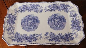 A Large Nantucket Mulberry Transfer Platter