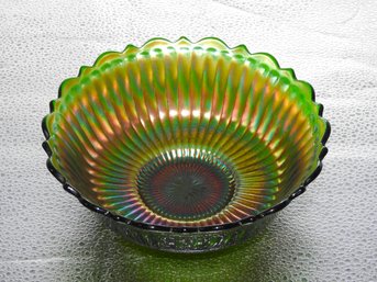 G112 Early Fenton Stippled Rays Green Carnival Glass Bowl