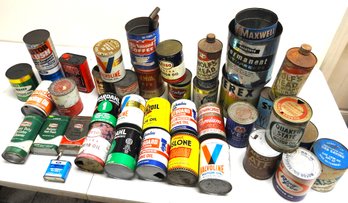 Huge Lot 1  Of Old Oil Cans Esso Marvel Ring Free & More - Some Empty And Some With Contents