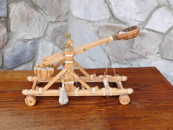 A Medieval Trebuchet For Siege Warfare!