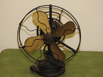 Old Heavy General Electric Industrial Table Top Fan 17 Inches