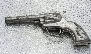 Old Metal Hubley TEX Toy Gun